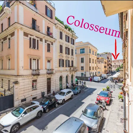 Colosseum Apartment, 3 Bedrooms And A Large Living With A Sofa Bed, The Accommodate 8 People * Róma